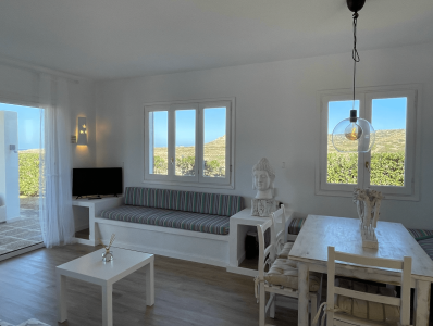 0ff83773-78c0-4b0d-88cd-d3c97ef89f55